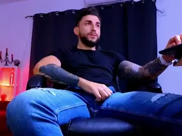 Chaturbate Live Sex of mightyaaron