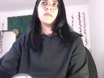 Chaturbate Nude Webcam of hilari18