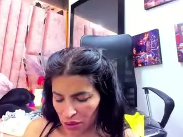 Chaturbate Sex Chat of hornyskinny26