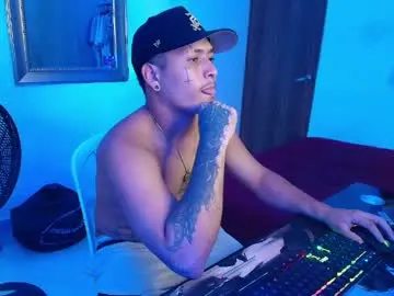 Chaturbate Watch Live Sex Cams of master_nauthy12boy
