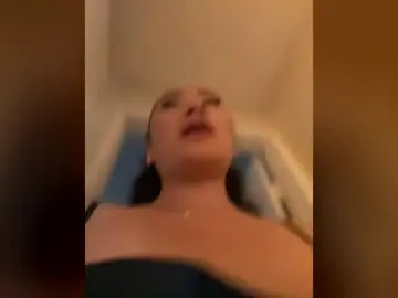 Chaturbate Adult Webcam of aliciahebixxx