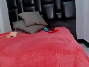 Chaturbate Best live sex cam show of criistal_castro