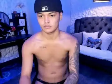 Chaturbate Best live sex cam show of asianhugescott