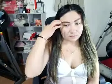 Chaturbate Live Porn of vellarossa