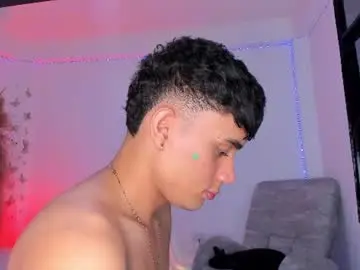 Chaturbate Live Porn of axel_cody_