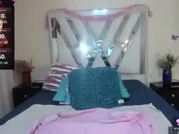Chaturbate Watch Live Sex Cams of esmeralda_oikos