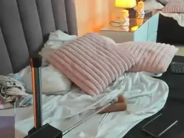 Chaturbate Nude Webcam of scarlet_pielcanela