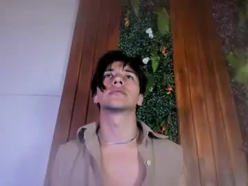 Chaturbate Free Live Porn of andyjoy_