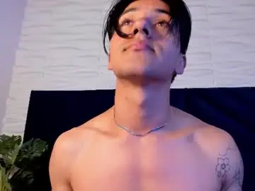 Chaturbate Sex Cam of andyjoy_