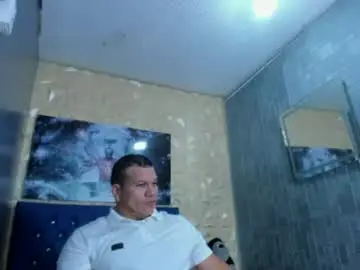 Chaturbate Best live sex cam show of tyleer_scot
