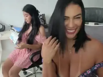 Chaturbate Free Live Porn of emillybrowm