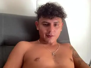 Chaturbate Sex Chat of bob_pettersonn