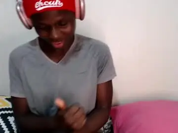 Chaturbate Live Sex of maui_001