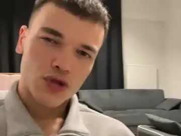 Chaturbate Watch Live Sex Cams of shycuttwunkboy