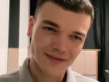 Chaturbate Watch Live Sex Cams of shycuttwunkboy
