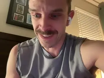 Chaturbate Live Sex Cam of hungrunner24