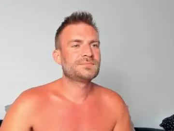 Chaturbate Live Sex of 10in_deluxe