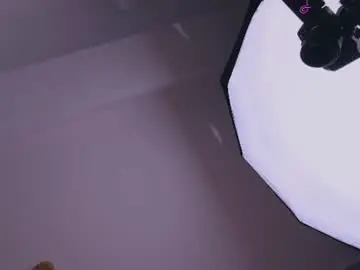 Chaturbate Live Sex Cam of lolasplash