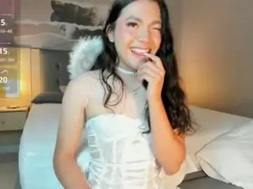 Chaturbate Live Sex Cam of rubii_cutee