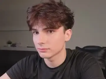 Chaturbate Live Sex Cam of mystic_evan
