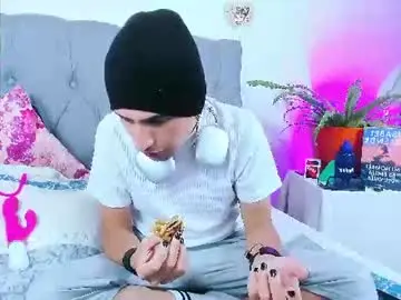 Chaturbate Free Live Porn of aleme_00