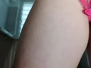 Chaturbate Live Porn of horny_mommmy