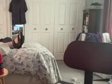 Chaturbate Nude Webcam of cfnmworkout1