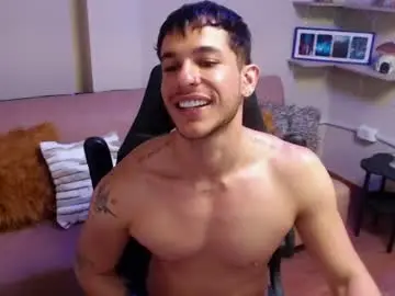 Chaturbate Live Sex Cam of juan023_
