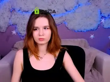 Chaturbate Nude Webcam of angie_foxy