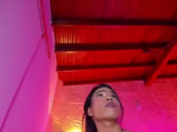 Chaturbate Free Live Porn of kimberly_gonzalez1