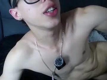 Chaturbate Best live sex cam show of skinny_bigcock20