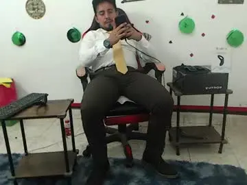 Chaturbate Free Porn Cam of kalethbigdick88