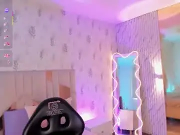 Chaturbate Live Sex Cam of cyrus_tay