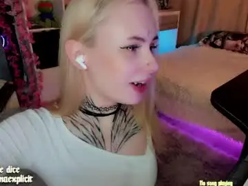 Chaturbate Best live sex cam show of snake_bites
