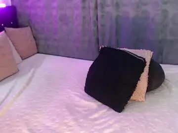 Chaturbate Sex Cam of rouxe_lee