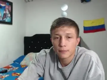 Chaturbate Adult Video Chat of stiiveen777