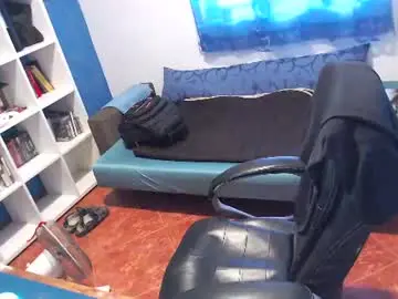 Chaturbate Live Porn of ravingr3d3