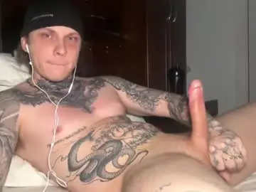Chaturbate Live Sex Cam of redrumbackwards