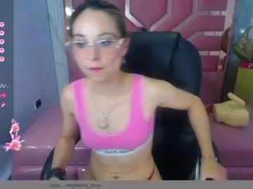 Chaturbate Live Sex Cam of abril_ch_