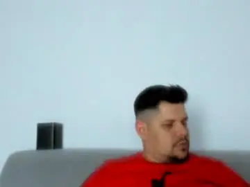 Chaturbate Live Sex Cam of famousboy1