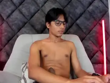Chaturbate Nude Webcam of liamkron