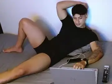 Chaturbate Adult Video Chat of m1chaelx_