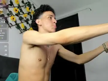 Chaturbate Live Porn of maxxx_bigcock