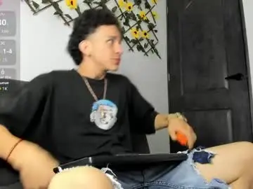 Chaturbate Live Sex Cam of maxxx_bigcock