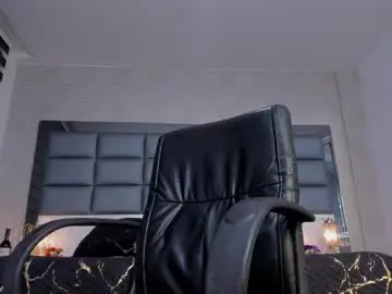 Chaturbate Live Porn of mrs_regina_clk