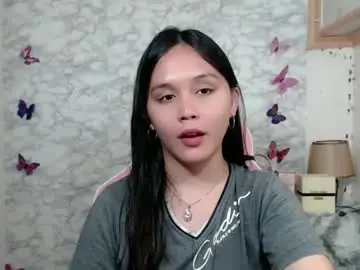 Chaturbate Live Sex Cam of pia_intownx