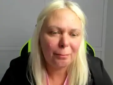 Chaturbate Live Porn of karlagoldd
