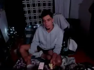 Chaturbate Watch Live Sex Cams of brunocuttie94