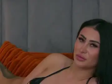 Chaturbate Best live sex cam show of emylaveau