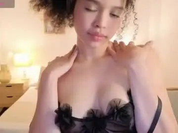 Chaturbate Free Porn Cam of ariaa_23